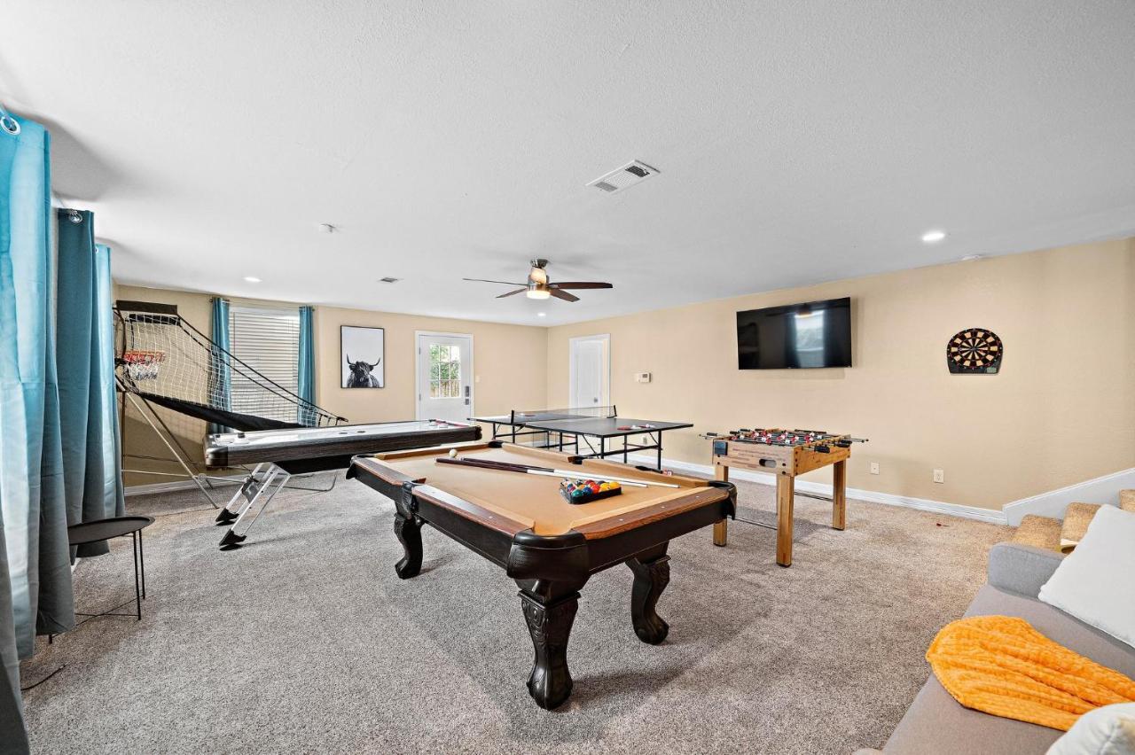 Nr Med Center, Dt, Midtown Game Room Sleep 16 Хюстън Екстериор снимка